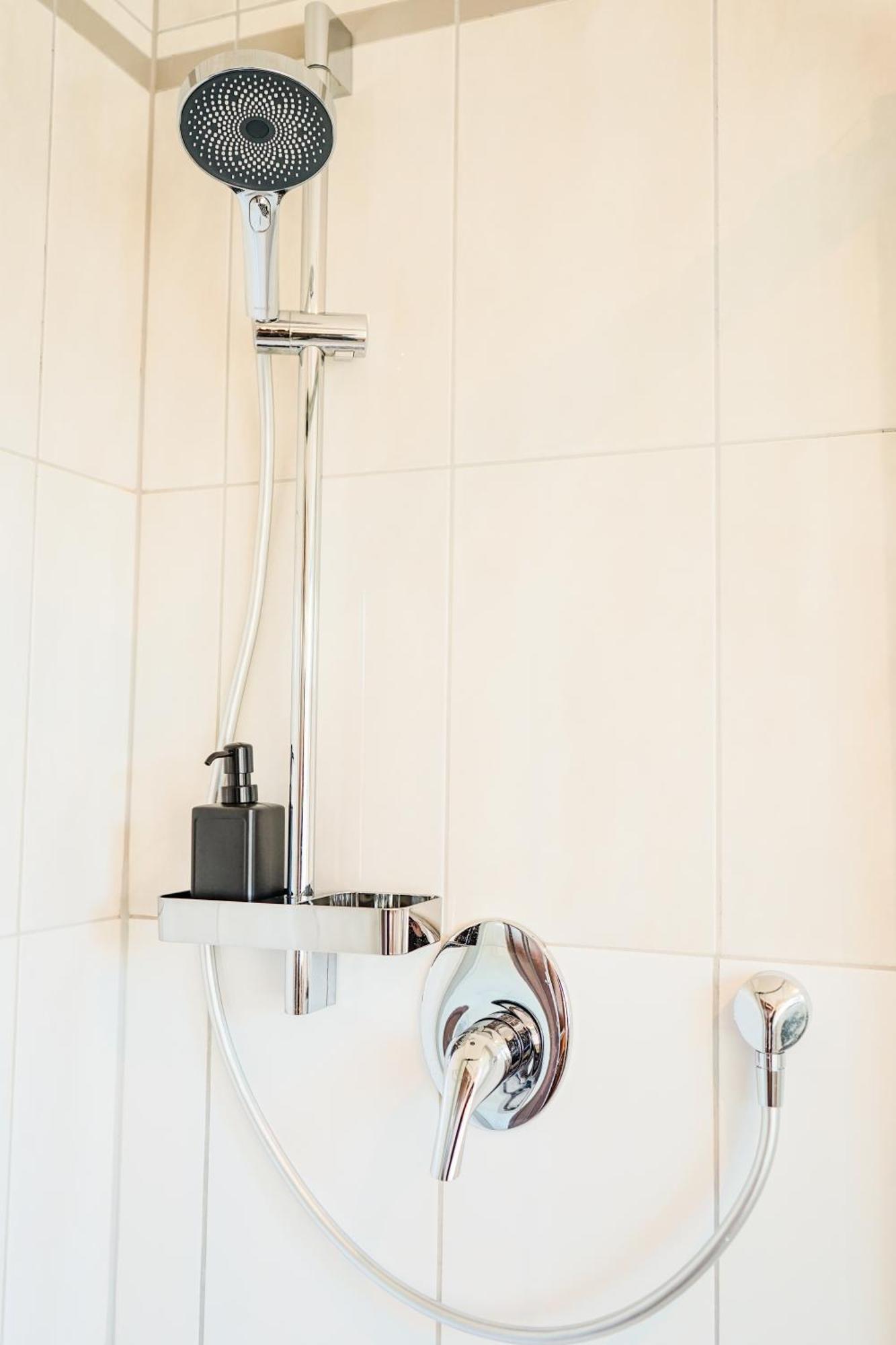 Ferienwohnung 2-Raum App Mit Terrasse Jena Zoellnitz Exterior foto